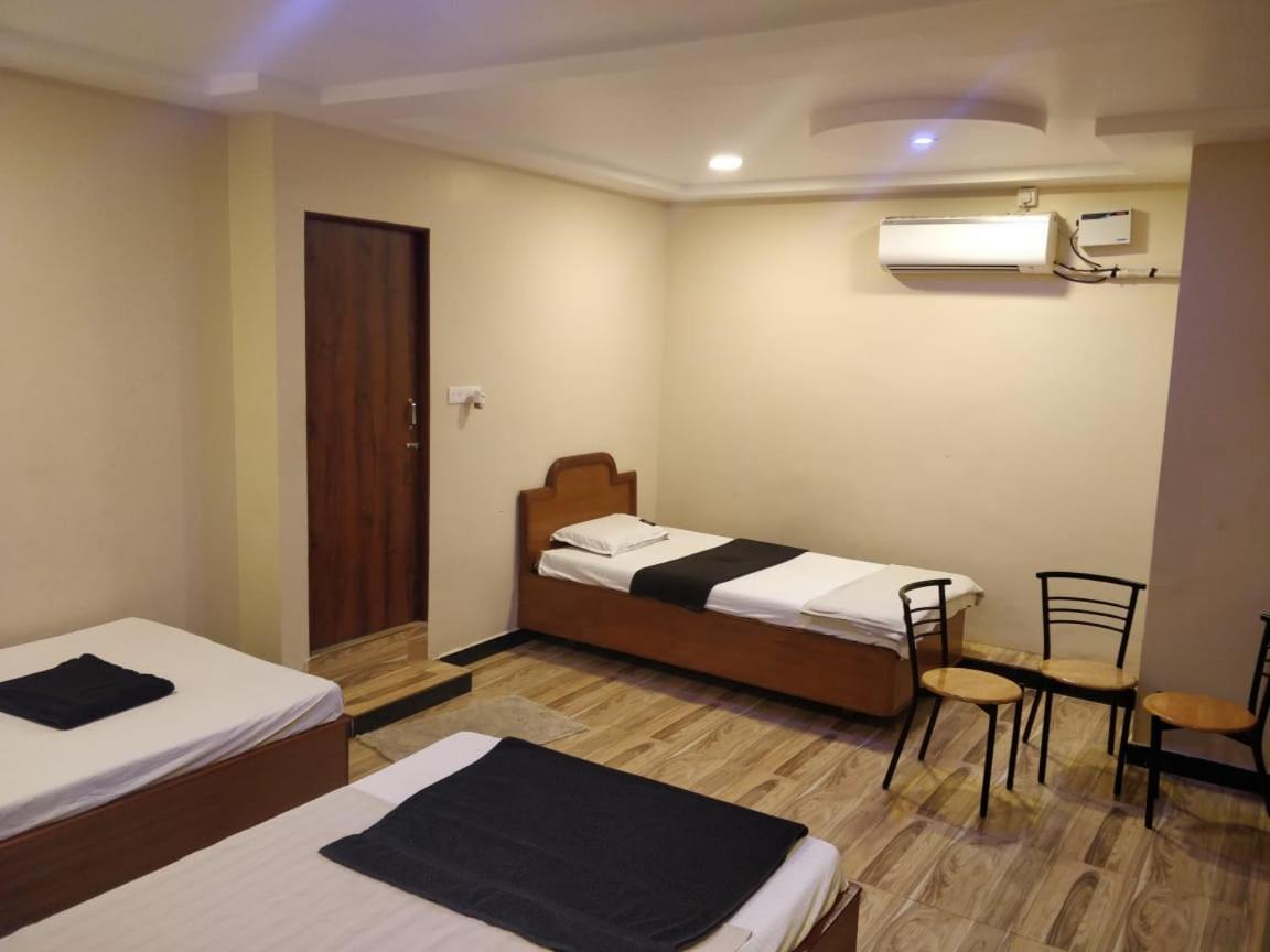 פונדיצ'רי Hotel L'Ocean חדר תמונה